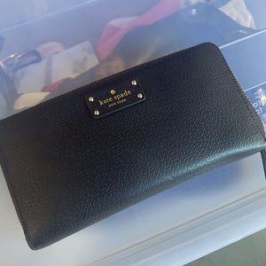 KATE SPADE BLACK LEATHER WALLET